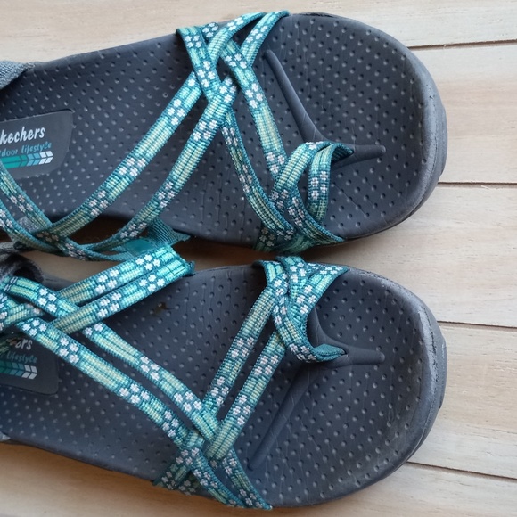 Skechers Women's Reggae-Loopy Sandals in mint - Picture 2 of 7